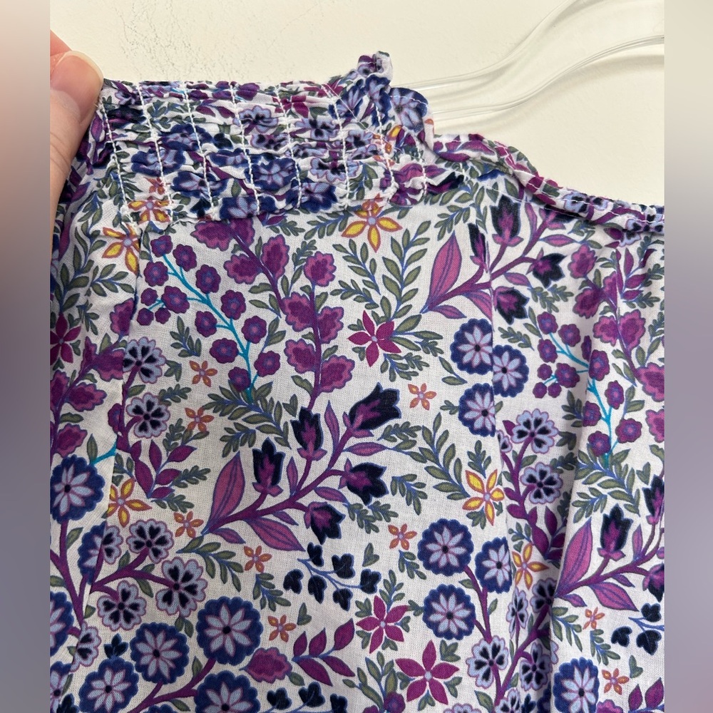 Talbots Half Sleeve V Neck Smocked Shoulder Purple Floral Blouse Top Size Small‎ - Picture 7 of 7